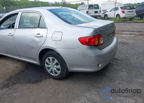 2010 Toyota Corolla Le из США, поврежденный, VIN 2T1BU4EE9AC260235